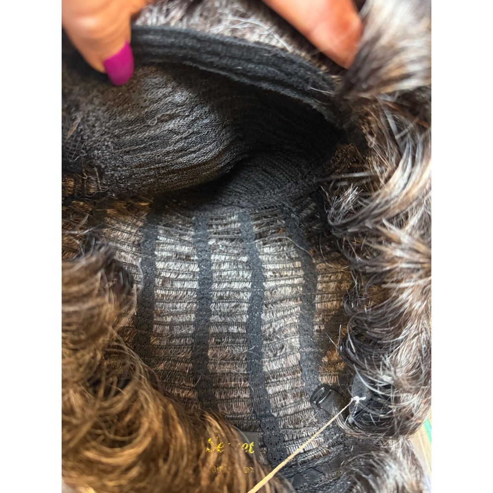 Color 34 pixie wig - Picture 4 of 4